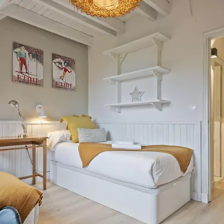 Holiday home Luderna - Casa Con Jardin Bedrera